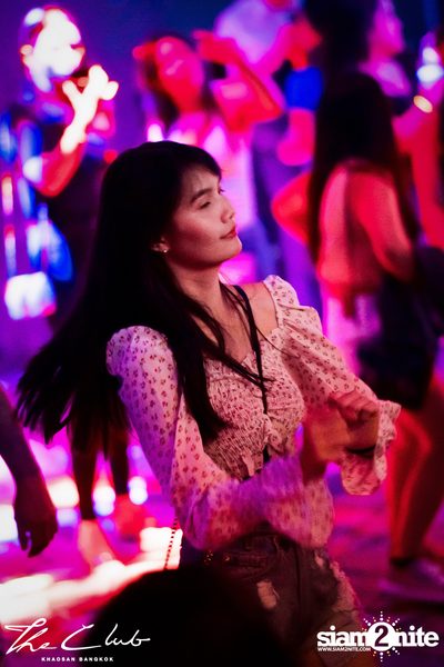 Loopers at The Club Khaosan — photo 33