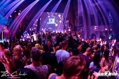 Loopers at The Club Khaosan — photo 95