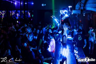 Loopers at The Club Khaosan — photo 186