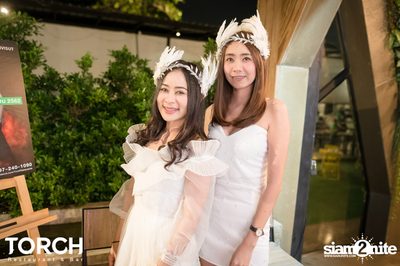 บุรินทร์ บุญวิสุทธิ์ ที่ ทอร์ช เรสเตอร์รอง แอนด์ บาร์ — photo 13