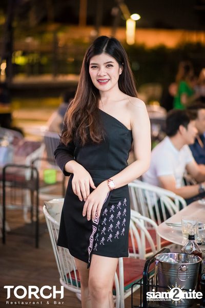 บุรินทร์ บุญวิสุทธิ์ ที่ ทอร์ช เรสเตอร์รอง แอนด์ บาร์ — photo 27