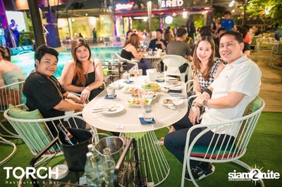 บุรินทร์ บุญวิสุทธิ์ ที่ ทอร์ช เรสเตอร์รอง แอนด์ บาร์ — photo 34