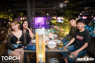 บุรินทร์ บุญวิสุทธิ์ ที่ ทอร์ช เรสเตอร์รอง แอนด์ บาร์ — photo 61