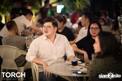 บุรินทร์ บุญวิสุทธิ์ ที่ ทอร์ช เรสเตอร์รอง แอนด์ บาร์ — photo 81