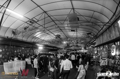 Meyou at Wine Bridge — photo 3