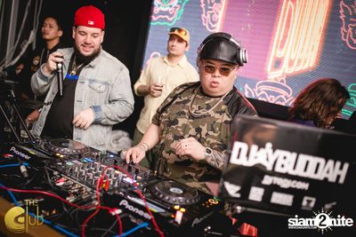 Crush Wednesdays ที่ เดอะคลับ แอท คอย — photo 73