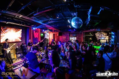 O Pavee at Wine Bridge — photo 109