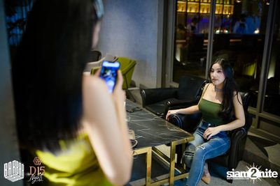 Friday Night at BARBARBAR — photo 4