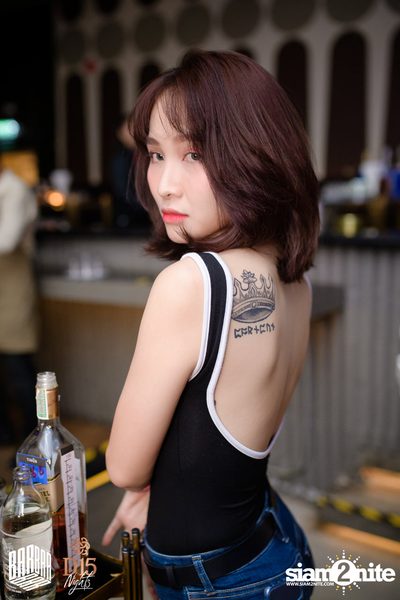 Friday Night at BARBARBAR — photo 11