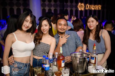 Friday Night at BARBARBAR — photo 27