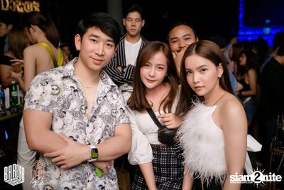 Friday Night at BARBARBAR — photo 30