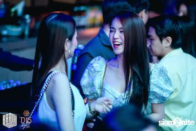 Friday Night at BARBARBAR — photo 48