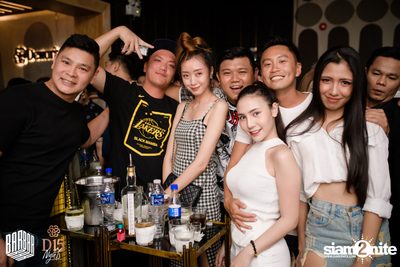 Friday Night at BARBARBAR — photo 103
