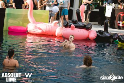 Tropical Escape Pool Party — photo 26