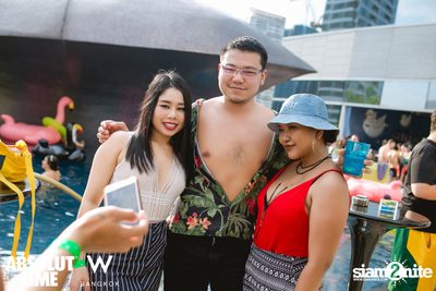 Tropical Escape Pool Party — photo 33