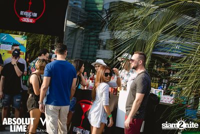 Tropical Escape Pool Party — photo 44