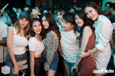 Saturday Night at BARBARBAR — photo 51