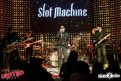 16th Anniversary w/ Slot Machine | Maldives Bar Mengjai — photo 117