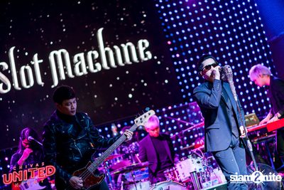 16th Anniversary w/ Slot Machine | Maldives Bar Mengjai — photo 131