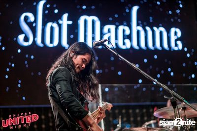 16th Anniversary w/ Slot Machine | Maldives Bar Mengjai — photo 189