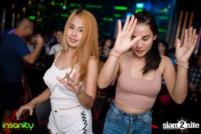 Suyano ที่ Insanity Nightclub — photo 15