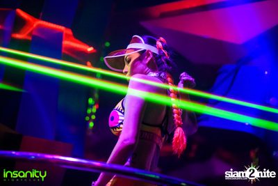 Suyano ที่ Insanity Nightclub — photo 18