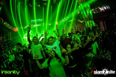 Suyano ที่ Insanity Nightclub — photo 52
