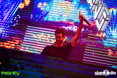Suyano ที่ Insanity Nightclub — photo 59