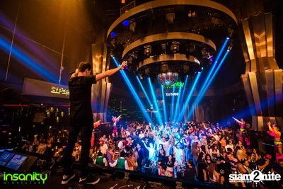Suyano ที่ Insanity Nightclub — photo 76