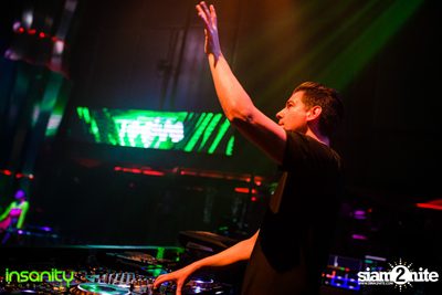 Suyano ที่ Insanity Nightclub — photo 98