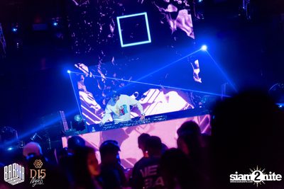 Friday Night at BARBARBAR — photo 17