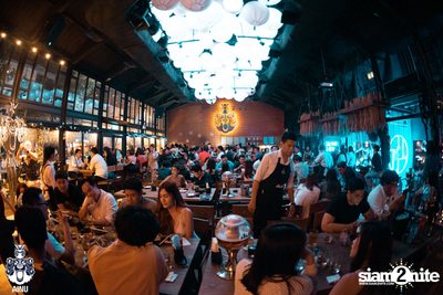 Friday Night at Ainu Bar — photo 3
