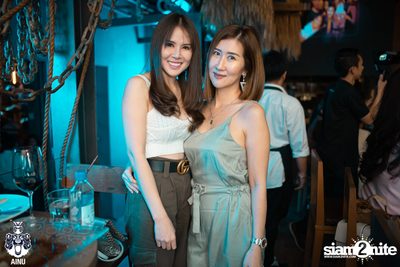 Friday Night at Ainu Bar — photo 16