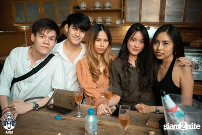Friday Night at Ainu Bar — photo 19
