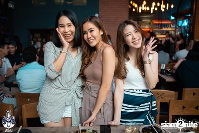 Friday Night at Ainu Bar — photo 28