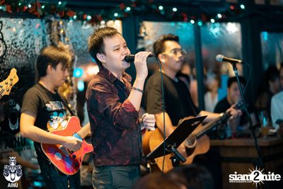 Friday Night at Ainu Bar — photo 47