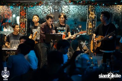 Friday Night at Ainu Bar — photo 57
