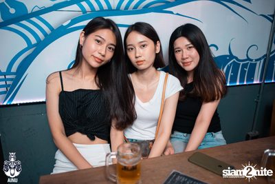 Friday Night at Ainu Bar — photo 108