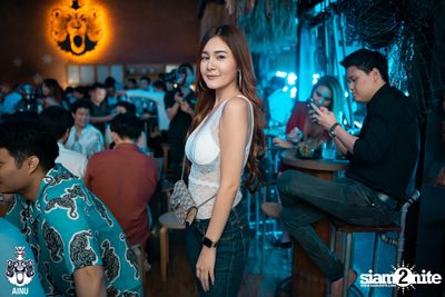 Friday Night at Ainu Bar — photo 122
