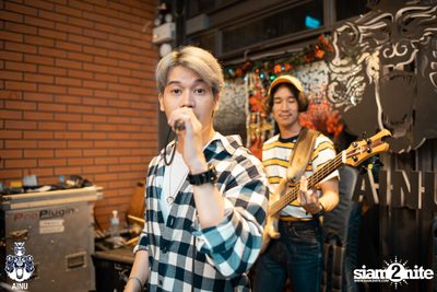 Friday Night at Ainu Bar — photo 127