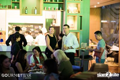 Siam Social at Novotel Bangkok on Siam Square — photo 84