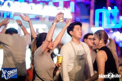 Shine Muang Singha at Airport Rail Link Makkasan — photo 286