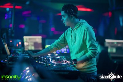 DJ T Asian Invasion ที่ Insanity Nightclub — photo 12