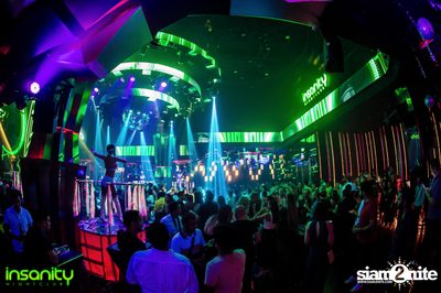 DJ T Asian Invasion ที่ Insanity Nightclub — photo 16