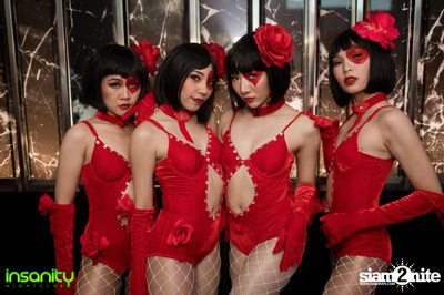 DJ T Asian Invasion ที่ Insanity Nightclub — photo 53