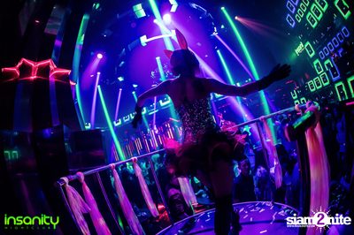 DJ T Asian Invasion ที่ Insanity Nightclub — photo 59