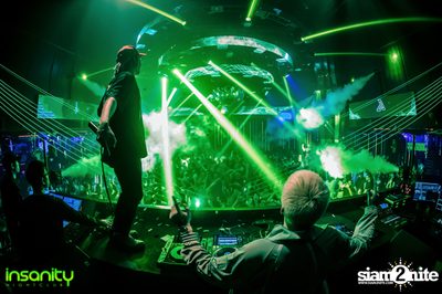 DJ T Asian Invasion ที่ Insanity Nightclub — photo 75