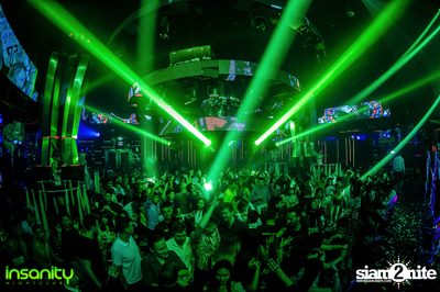 DJ T Asian Invasion ที่ Insanity Nightclub — photo 79