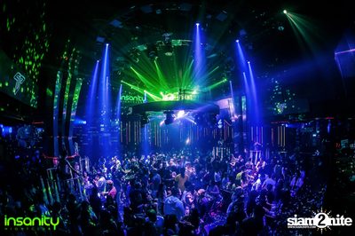 DJ T Asian Invasion ที่ Insanity Nightclub — photo 84