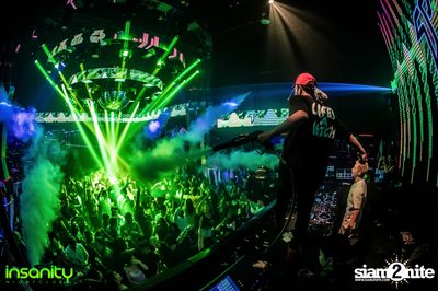 DJ T Asian Invasion ที่ Insanity Nightclub — photo 100